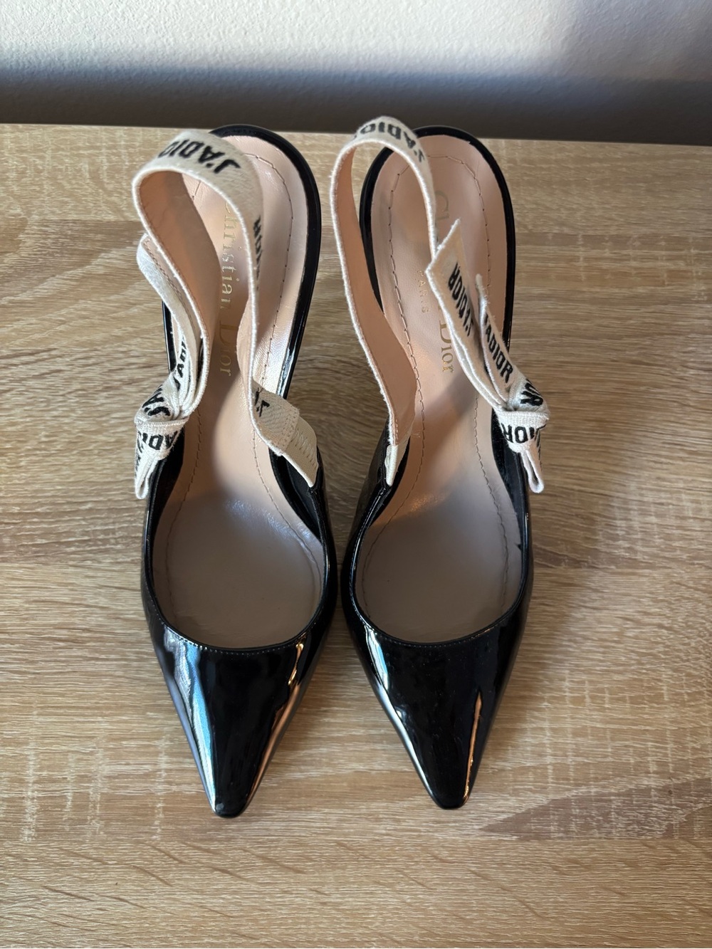 Dior Black Patent Pointed Slingback Pump with White J'Adior Straps - Picture 4 of 8